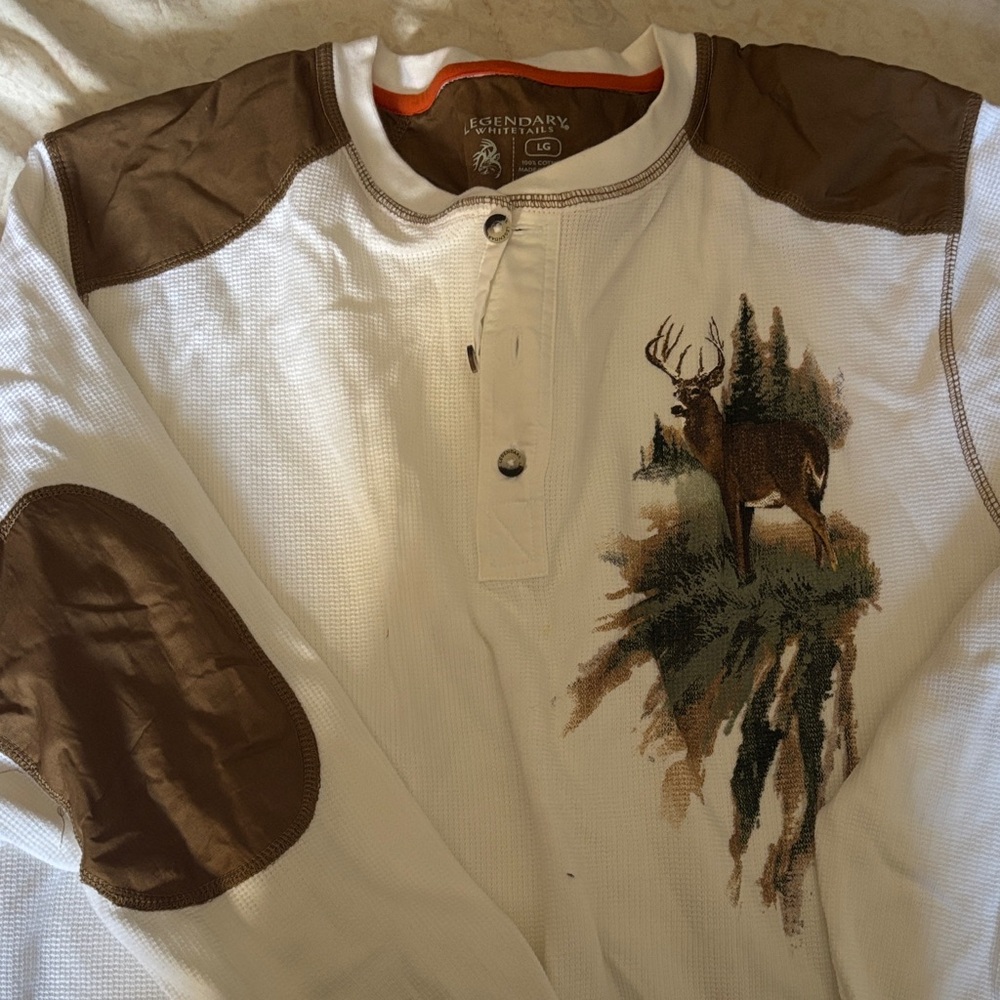 Legendary Whitetails Men's White and Brown Long Sleeve Tee